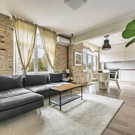 Central Apartment Vilnius דירה וילנה